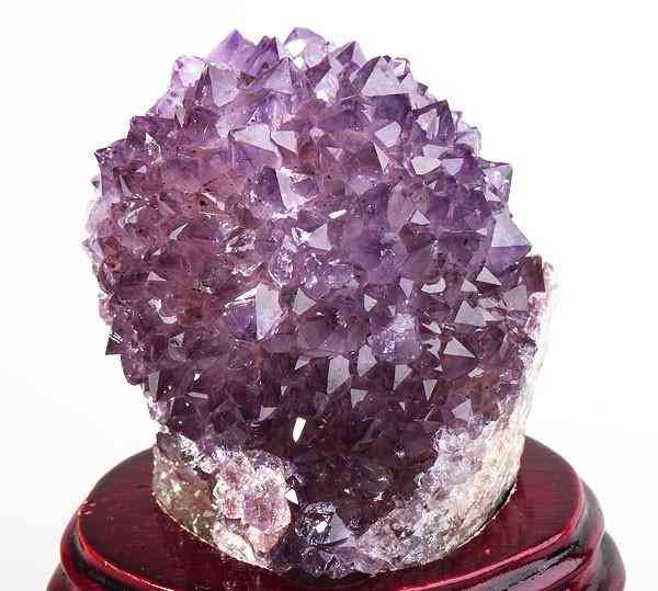 东陵玉哪些属相不能戴(东陵玉哪些属相不能戴的)插图2 东陵玉哪些属相不能戴(东陵玉哪些属相不能戴的)插图2