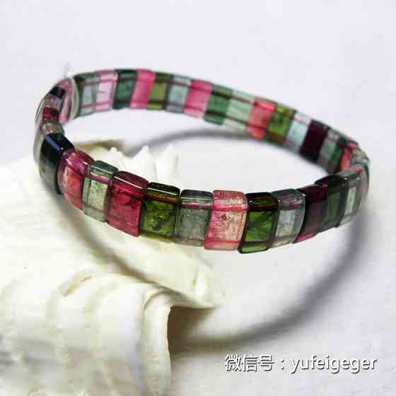 碧玺怎么分辨真假(碧玺手串怎么分辨真假)