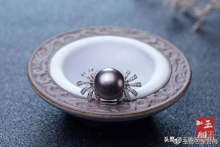 佩戴珍珠对人体的十大好处(长期佩戴珍珠的8大好处)插图1 佩戴珍珠对人体的十大好处(长期佩戴珍珠的8大好处)插图1