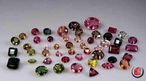 西瓜碧玺多少钱一克(西瓜碧玺多少钱一克拉)插图1 西瓜碧玺多少钱一克(西瓜碧玺多少钱一克拉)插图1