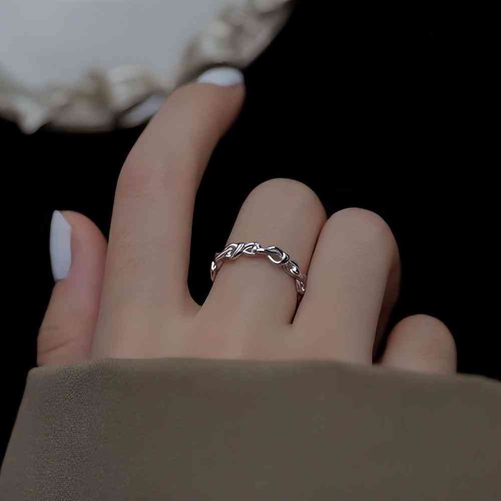 戴戒指的讲究(男人戴戒指的讲究)插图3