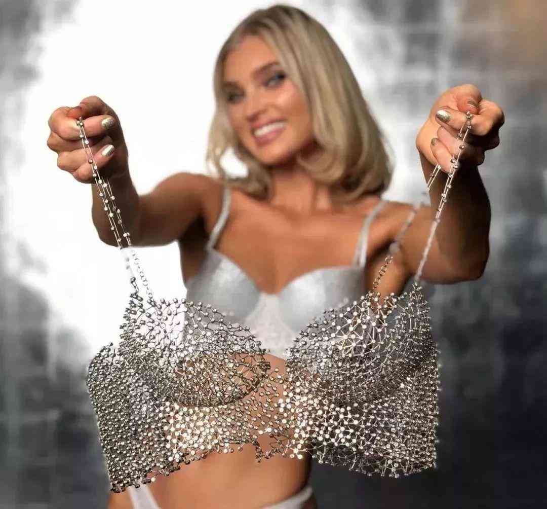 施华洛世奇元素水晶是什么意思(施华洛世奇元素项链什么意思)插图22 施华洛世奇元素水晶是什么意思(施华洛世奇元素项链什么意思)插图22