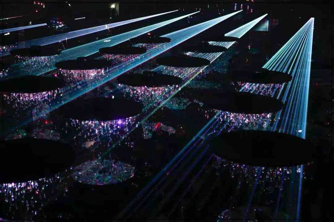 施华洛世奇元素水晶是什么意思(施华洛世奇元素项链什么意思)插图34 施华洛世奇元素水晶是什么意思(施华洛世奇元素项链什么意思)插图34