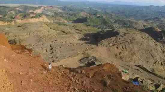 翡翠有哪些品种(翡翠有哪些品种图片)插图24 翡翠有哪些品种(翡翠有哪些品种图片)插图24