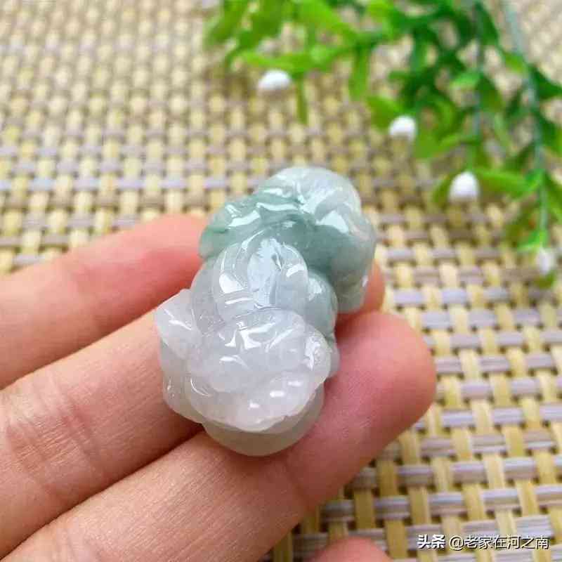 女戴貔貅左手还是右手(女戴貔貅左手还是右手好)插图6 女戴貔貅左手还是右手(女戴貔貅左手还是右手好)插图6