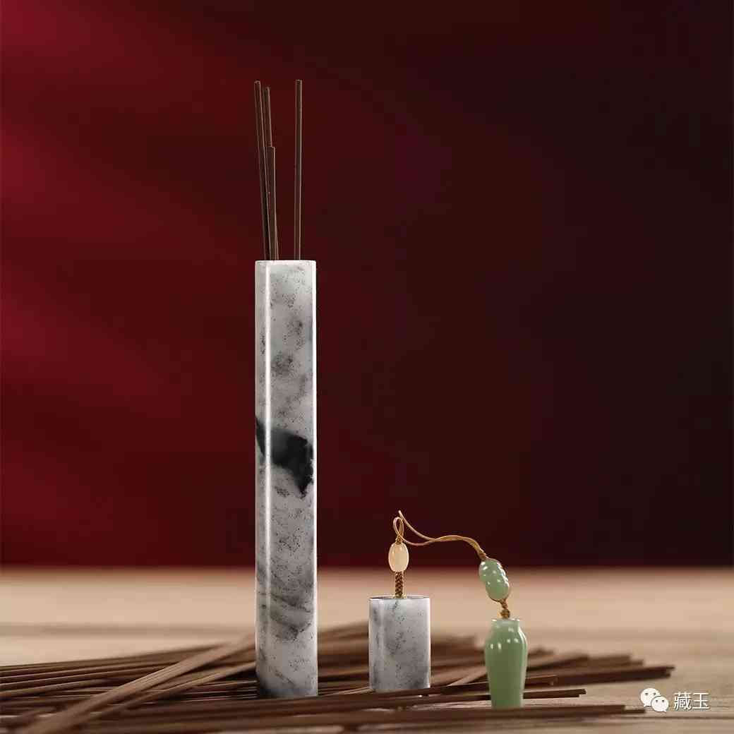 玉石为什么养人(玉石为什么养人不能戴)