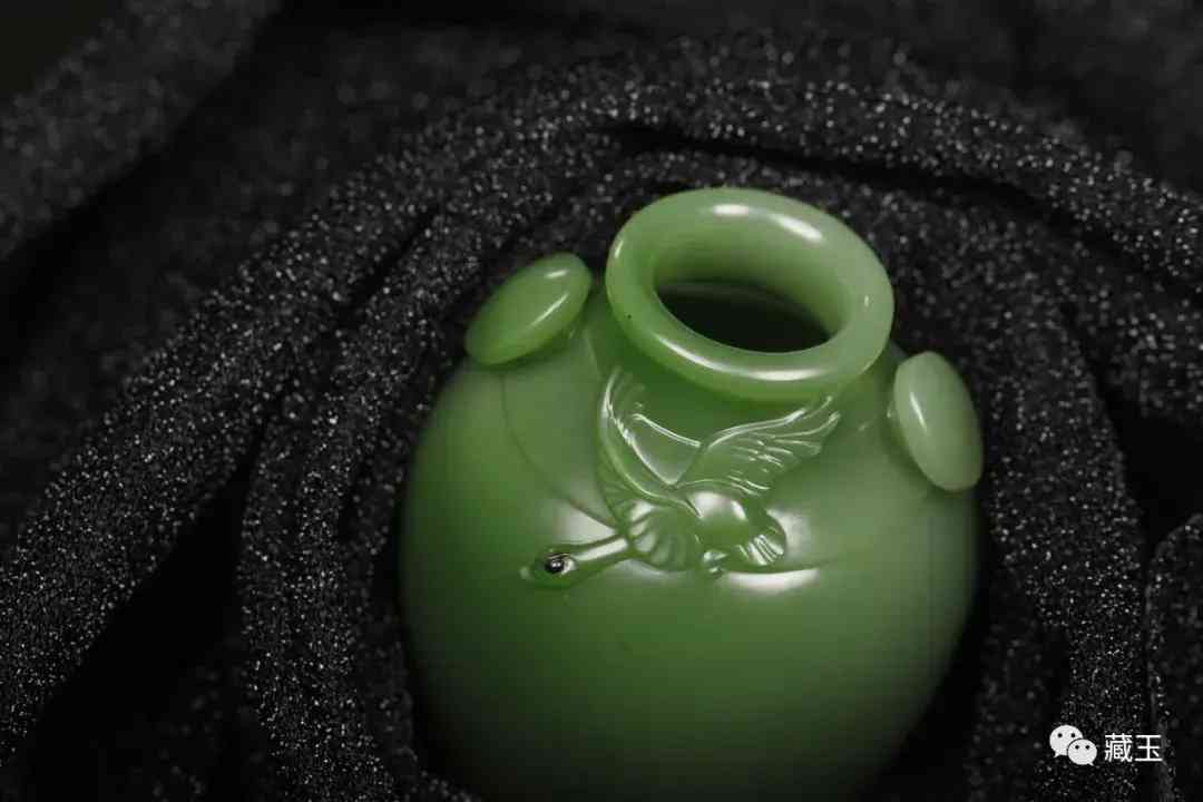 和田碧玉有黑点好吗(和田碧玉有黑点是好玉吗?)插图9