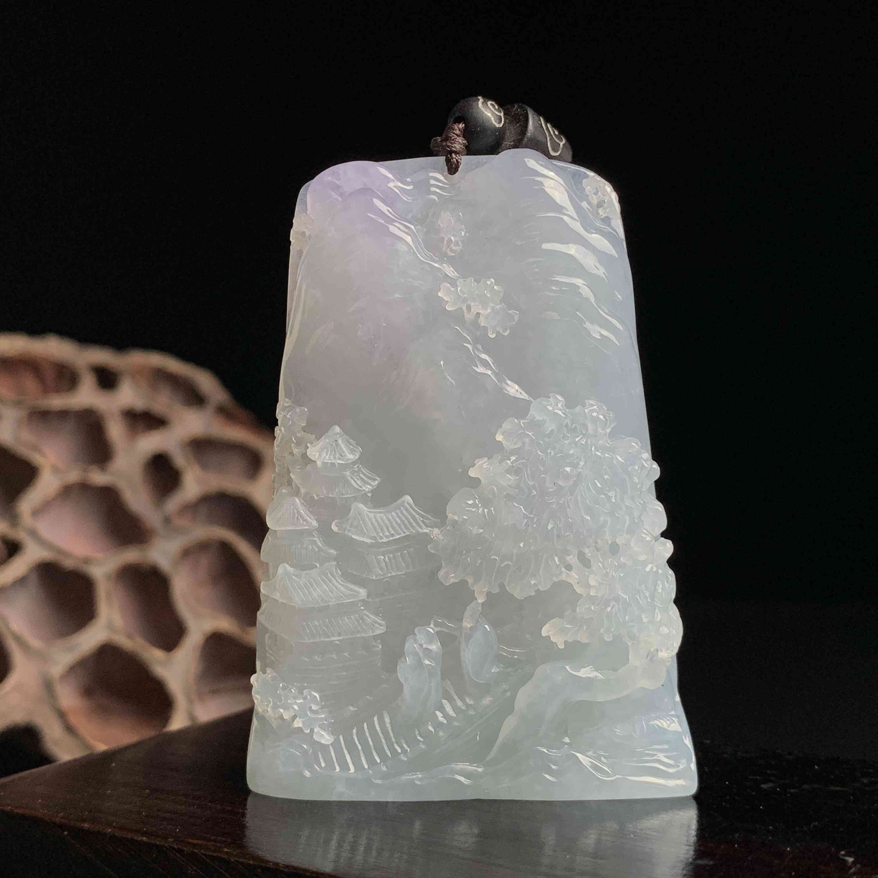 关于玉石翡翠(关于玉石翡翠的诗词)