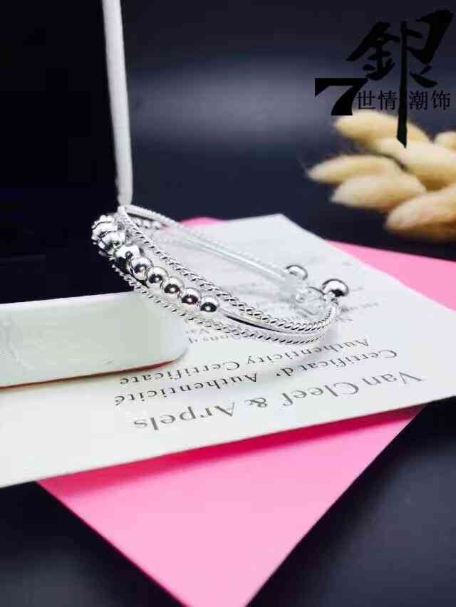 纯银s925多少钱一克(纯银925银多少钱一克)插图2 纯银s925多少钱一克(纯银925银多少钱一克)插图2