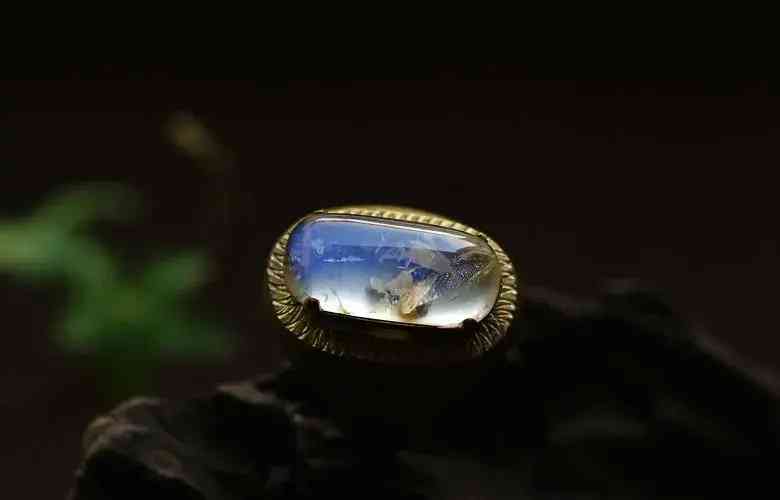 月光石为什么越戴越浑浊(月光石为什么越戴越浑浊呢)插图8