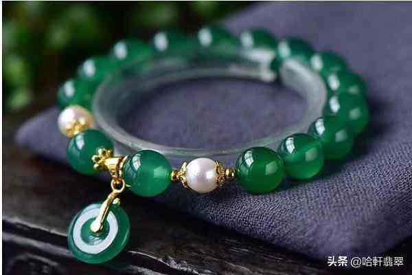 翡翠手镯价格2021行情(翡翠手镯价格2021行情走势图)插图12
