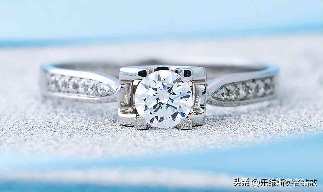 一般婚戒买多少钱合适(一般婚戒买多少钱合适女生)插图1