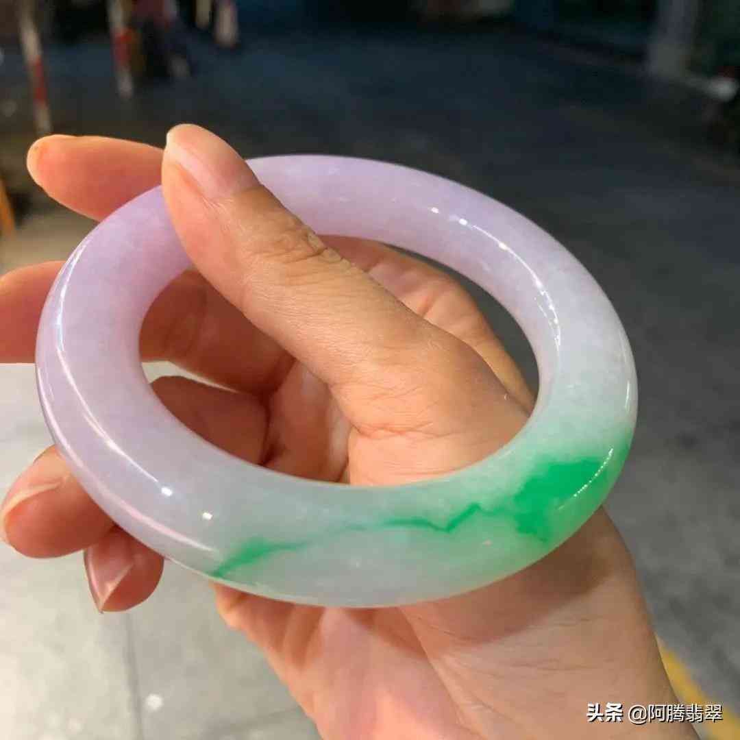 翡翠手镯种类(翡翠手镯种类和图解)插图5
