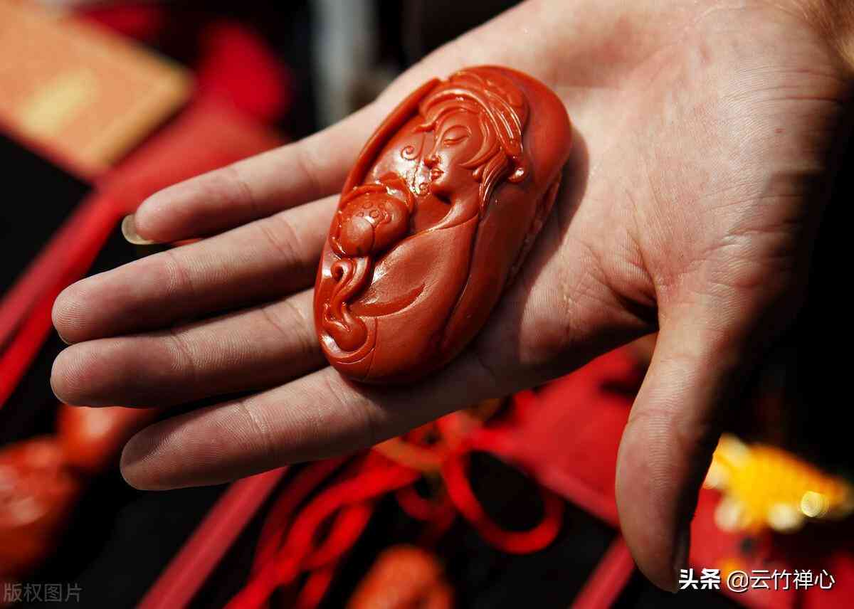 南红玛瑙怎么鉴别(南红玛瑙怎么鉴别视频)