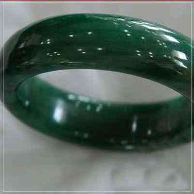 怎么辨别玉的好坏与真假(怎么辨别玉的好坏与真假视频)插图4