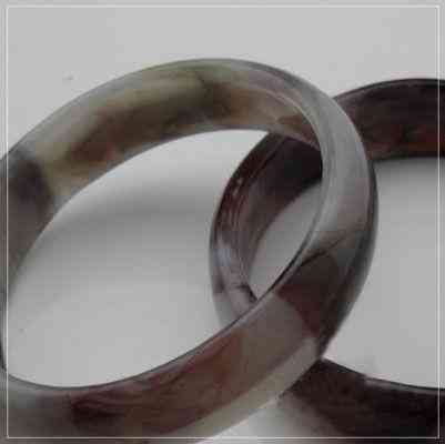 怎么辨别玉的好坏与真假(怎么辨别玉的好坏与真假视频)插图6