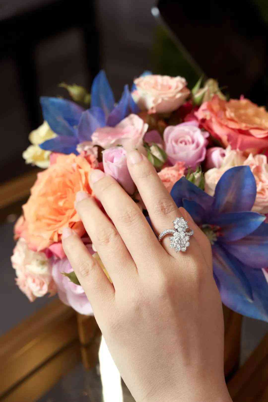 铂金项链品牌十大排行(铂金项链品牌十大排行榜图片)插图20