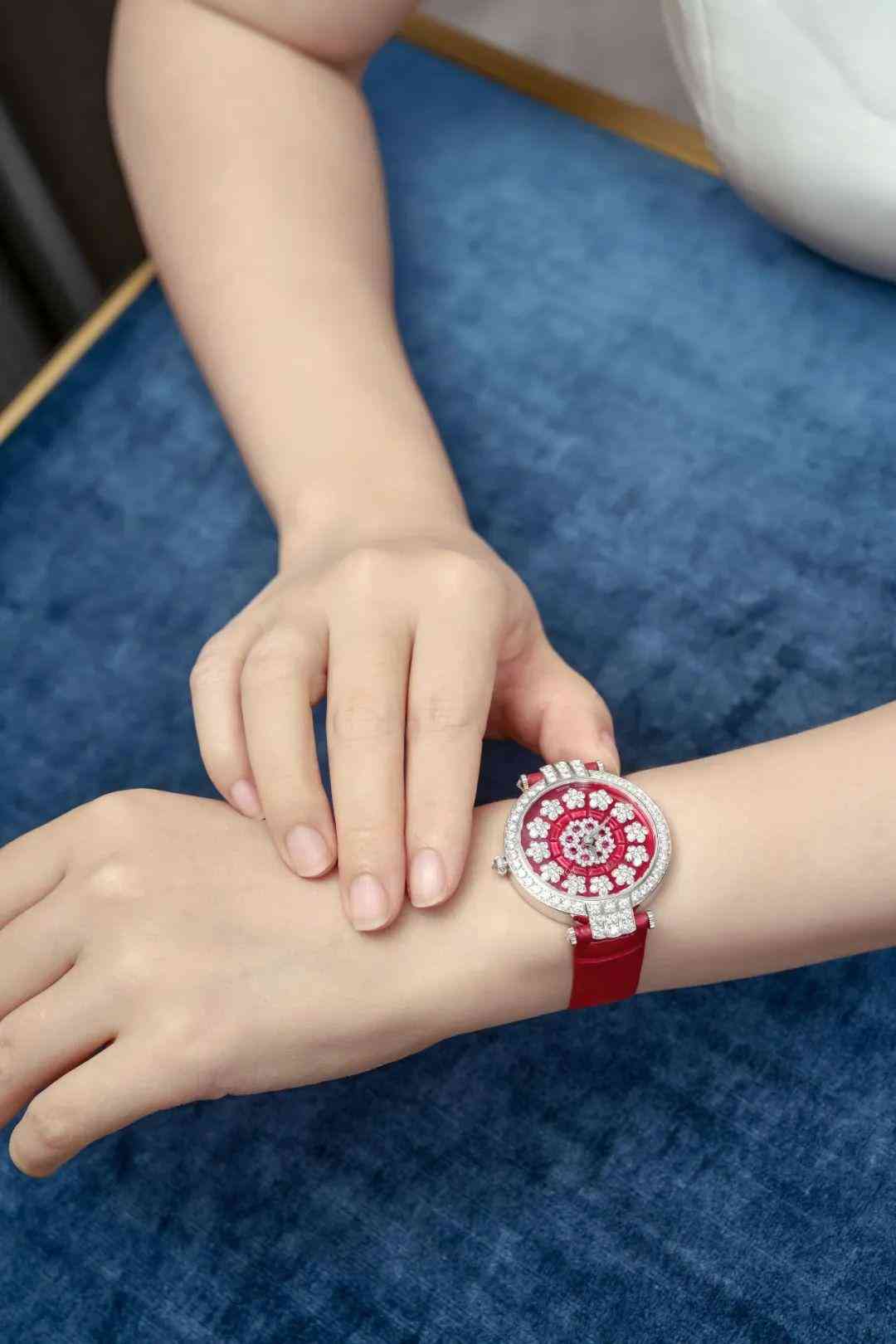 铂金项链品牌十大排行(铂金项链品牌十大排行榜图片)插图22