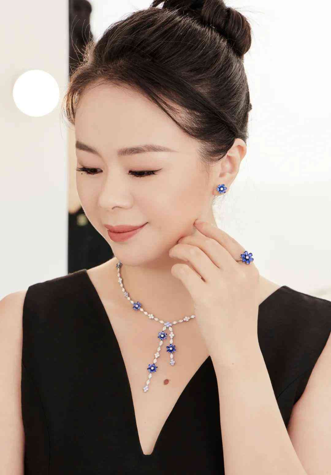 铂金项链品牌十大排行(铂金项链品牌十大排行榜图片)插图35