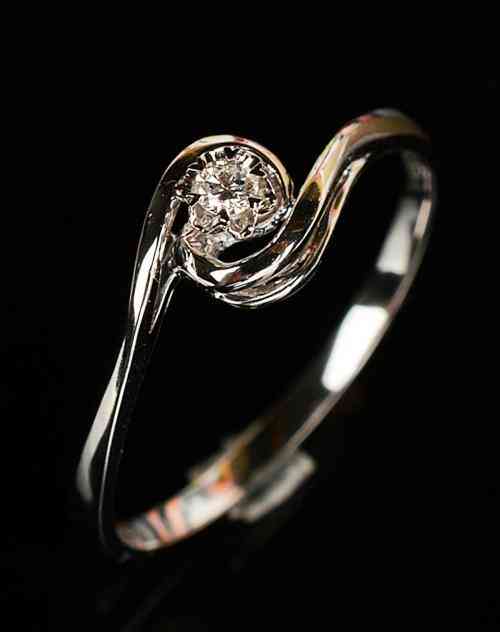 k金钻戒好还是铂金钻戒好(十八k金钻戒好还是铂金钻戒好)插图1 k金钻戒好还是铂金钻戒好(十八k金钻戒好还是铂金钻戒好)插图1