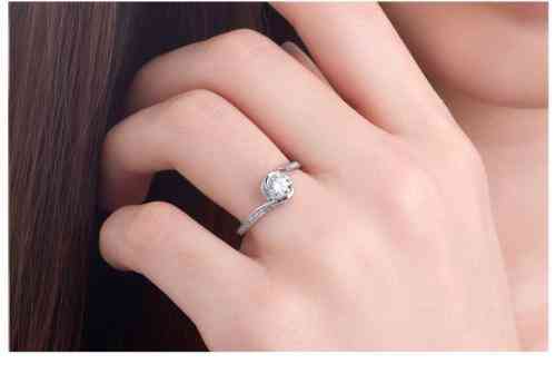 k金钻戒好还是铂金钻戒好(十八k金钻戒好还是铂金钻戒好)插图3 k金钻戒好还是铂金钻戒好(十八k金钻戒好还是铂金钻戒好)插图3