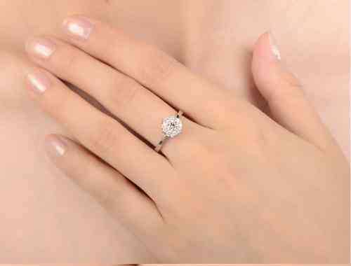 k金钻戒好还是铂金钻戒好(十八k金钻戒好还是铂金钻戒好)插图5 k金钻戒好还是铂金钻戒好(十八k金钻戒好还是铂金钻戒好)插图5