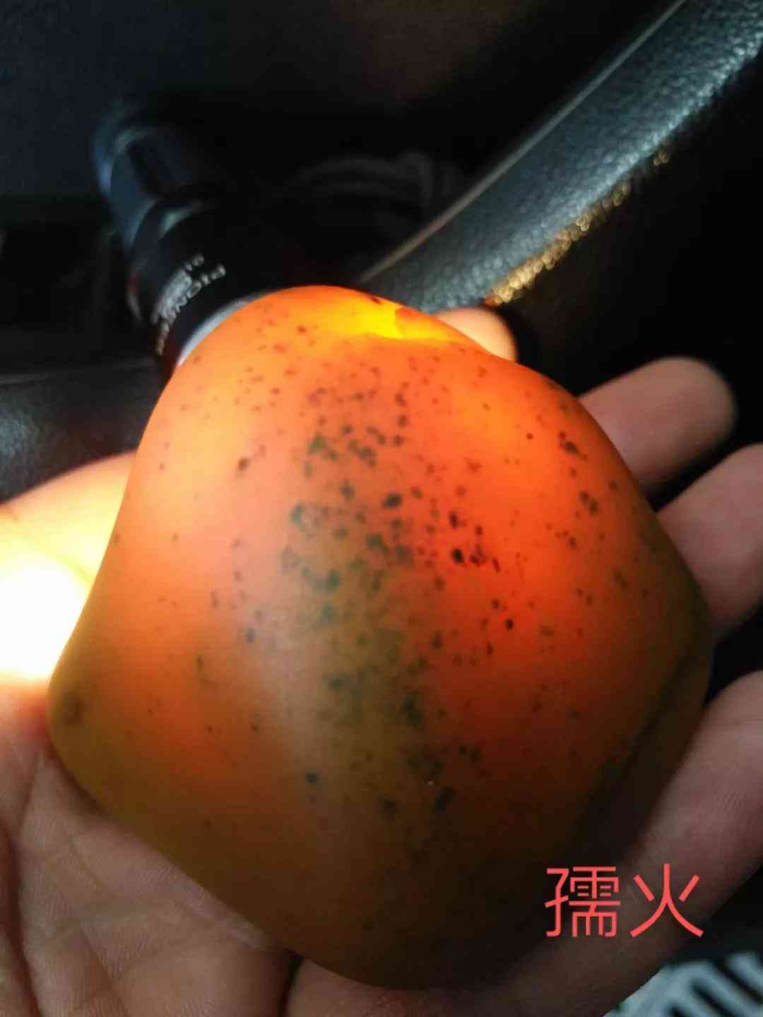 黄蜡石产地(黄蜡石哪里产地的最好)插图19