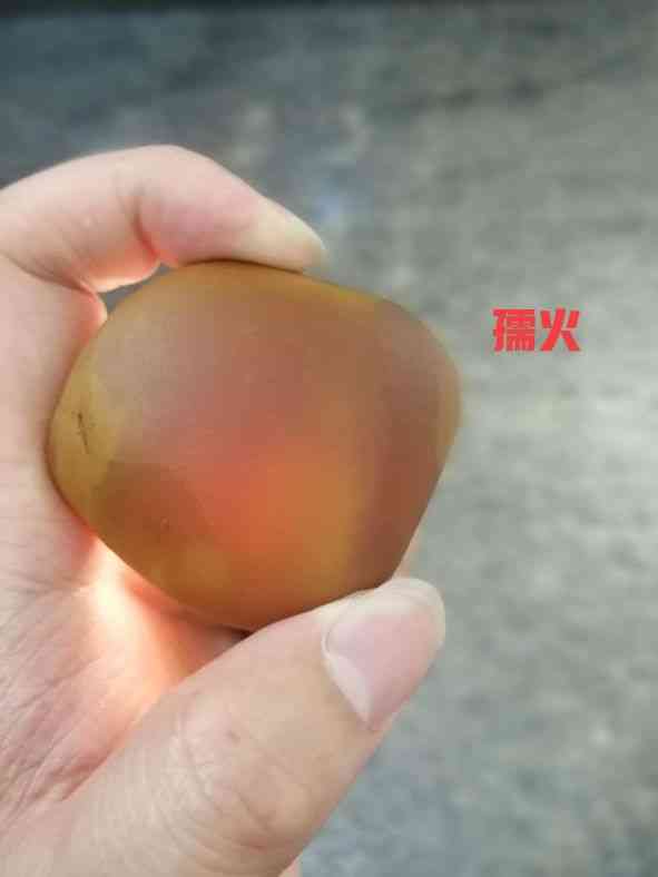 黄蜡石产地(黄蜡石哪里产地的最好)插图31