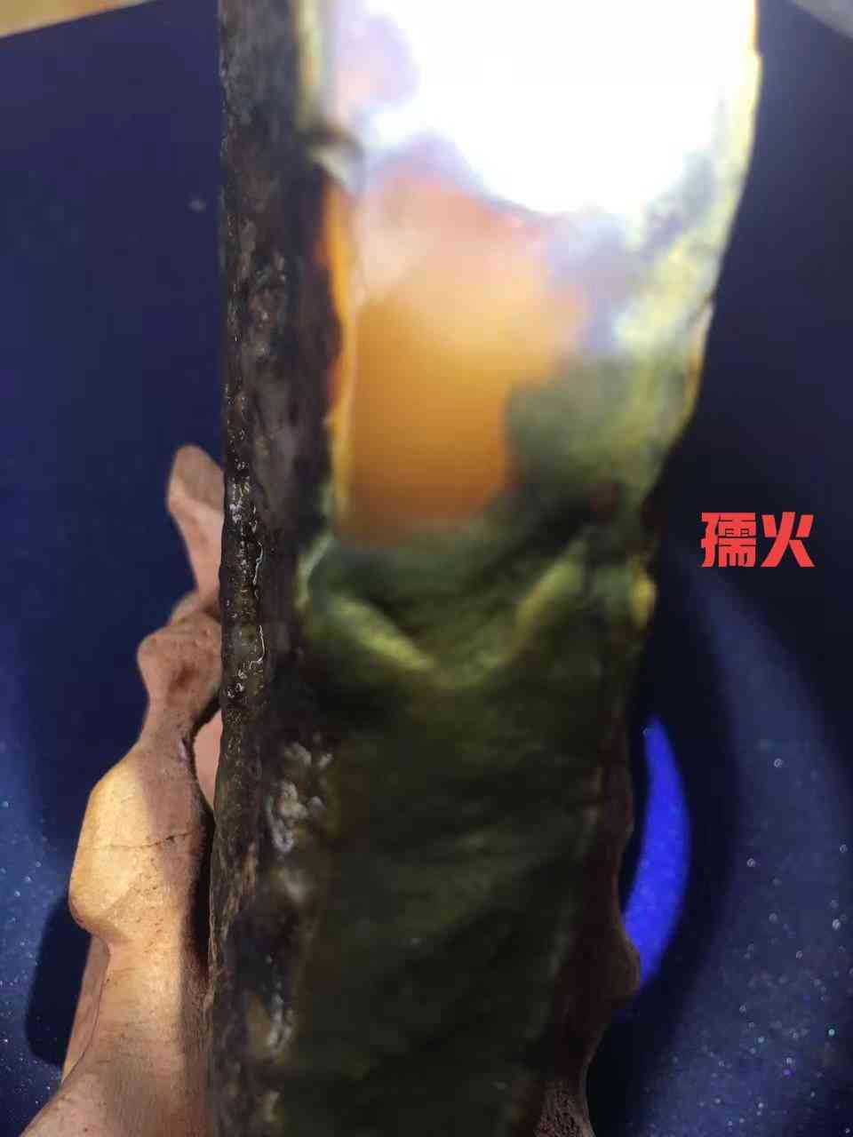 黄蜡石产地(黄蜡石哪里产地的最好)插图44