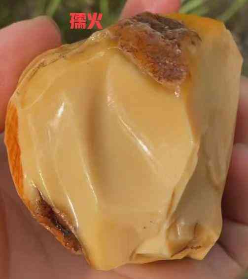 黄蜡石产地(黄蜡石哪里产地的最好)插图51