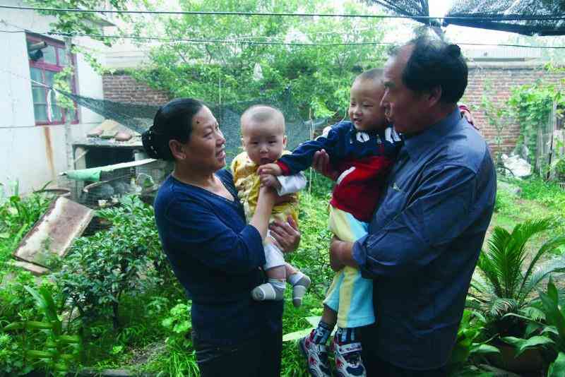 12克拉钻戒多大(12克拉钻戒多大尺寸)插图7 12克拉钻戒多大(12克拉钻戒多大尺寸)插图7