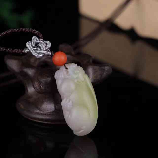 鉴别盐源玛瑙最简单方法(盐源玛瑙戴久了有什么变化)插图2 鉴别盐源玛瑙最简单方法(盐源玛瑙戴久了有什么变化)插图2