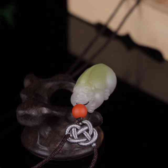 鉴别盐源玛瑙最简单方法(盐源玛瑙戴久了有什么变化)插图3 鉴别盐源玛瑙最简单方法(盐源玛瑙戴久了有什么变化)插图3