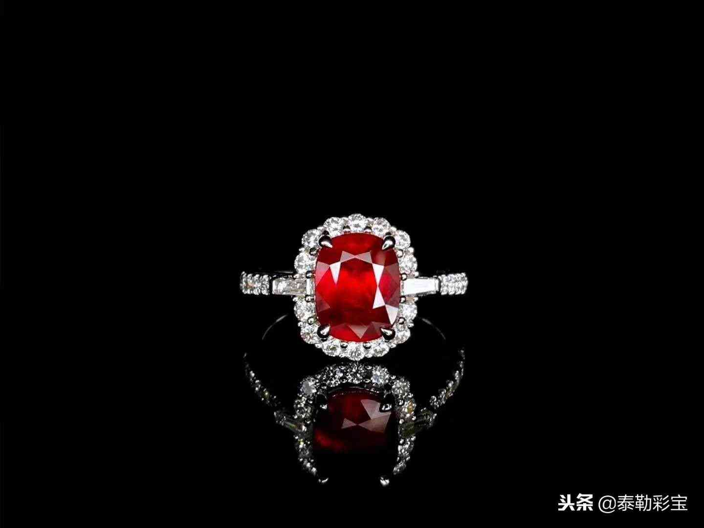 天然红宝石原石多少钱一克(天然红宝石原石多少钱一克拉)