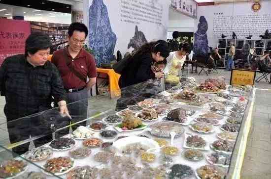 中国哪里可以捡到翡翠原石(中国哪里可以捡到翡翠原石的地方)插图9