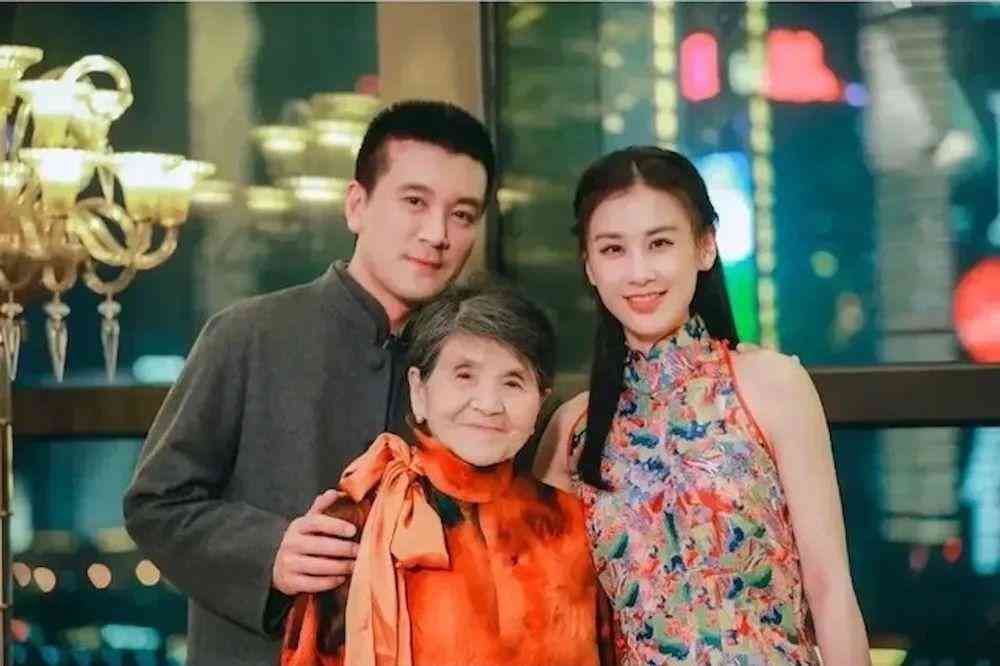 真的珍珠手链多少钱一串(真的珍珠手链多少钱一串图片)插图4