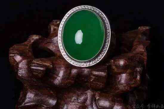 缅甸翡翠玉(缅甸翡翠玉石)插图1