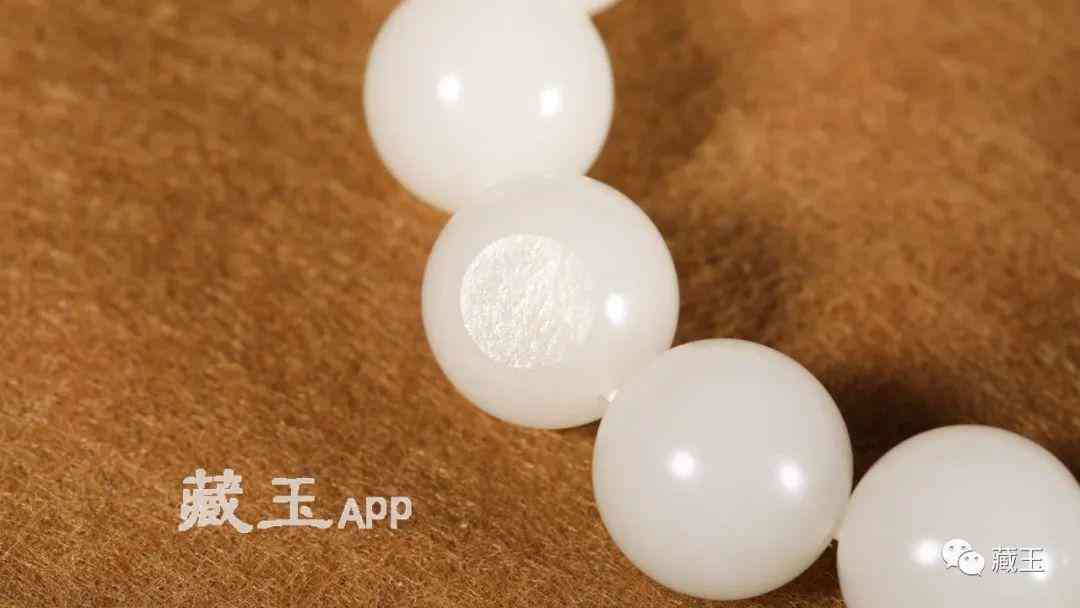 正宗和田玉手镯价格是多少(正宗和田玉手镯价格是多少钱一克)插图21