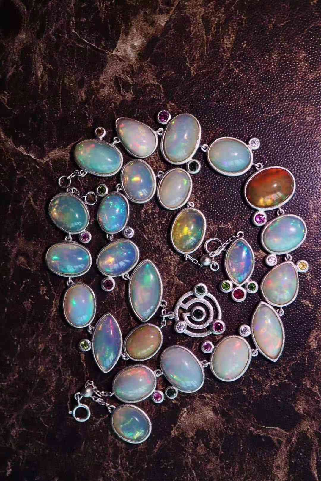 紫发晶的功效与作用(紫发晶的功效与作用禁忌)插图3