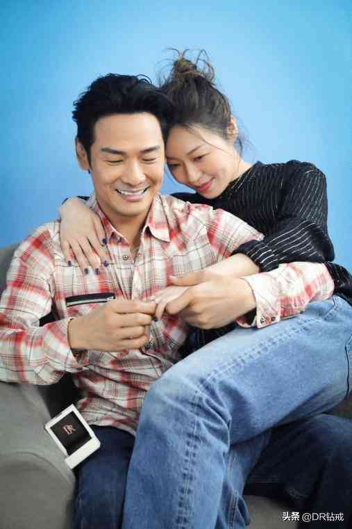 结婚十年送什么礼物给老婆好(结婚十年送什么礼物给老婆好实惠)插图1