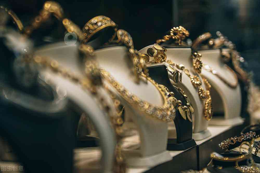 18k金钻石项链多少钱一克(18k金钻石项链多少钱一克周大福)