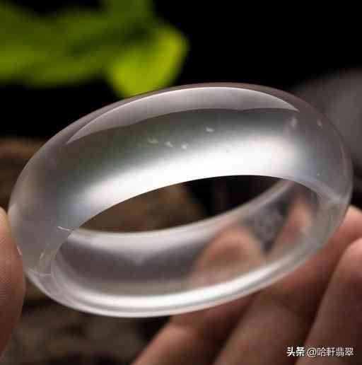 帝王绿价格(玻璃种帝王绿价格)