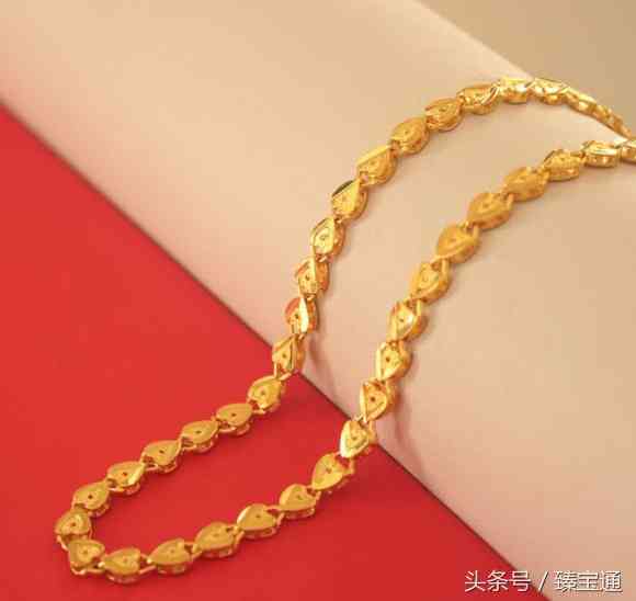 男士戴100克金项链大不大(男士戴多少克的金项链好看哪?)
