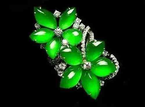 肉眼怎么辨别莫桑钻和钻石(肉眼怎么辨别莫桑钻和钻石的真假)