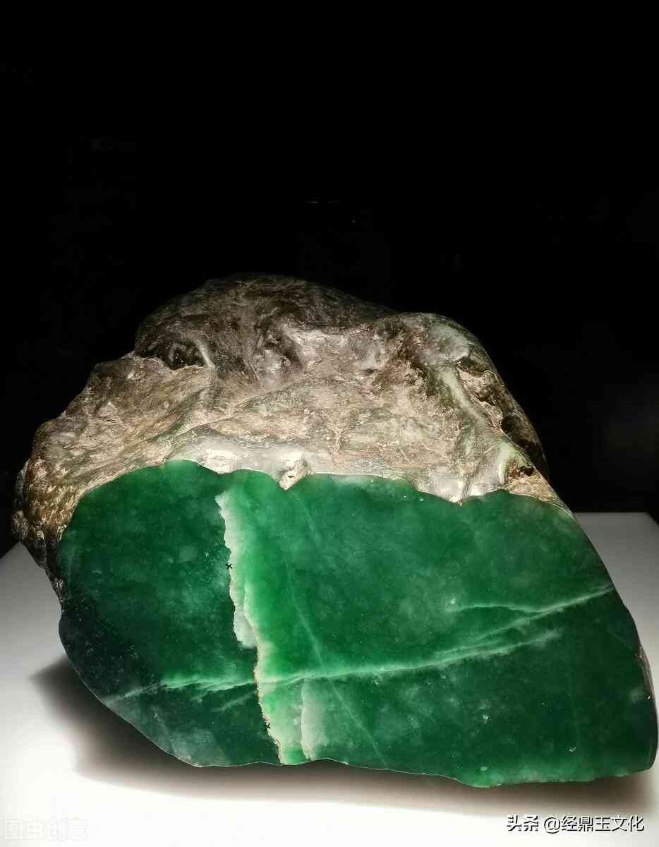 玉石翡翠原石(玉石翡翠原石生成条件)