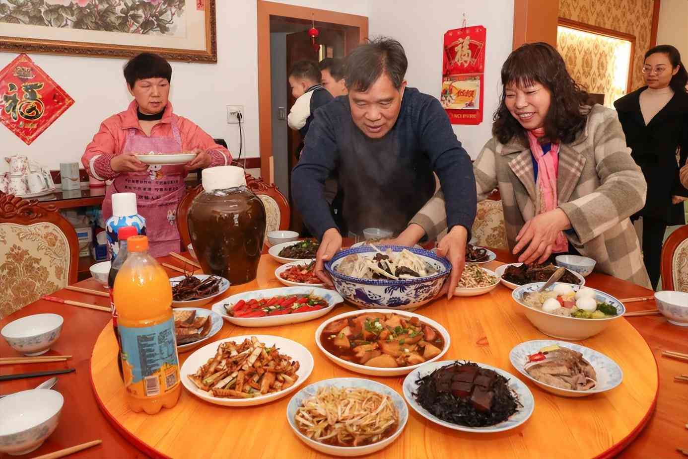 金六福酒多少钱一瓶(金六福酒多少钱一瓶42度500毫升)