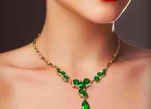 新玉对主人很挑的表现(玉和人有缘的征兆)