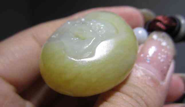 墨玉价格多少钱一克(墨玉价格多少钱一克墨玉价格怎么样)