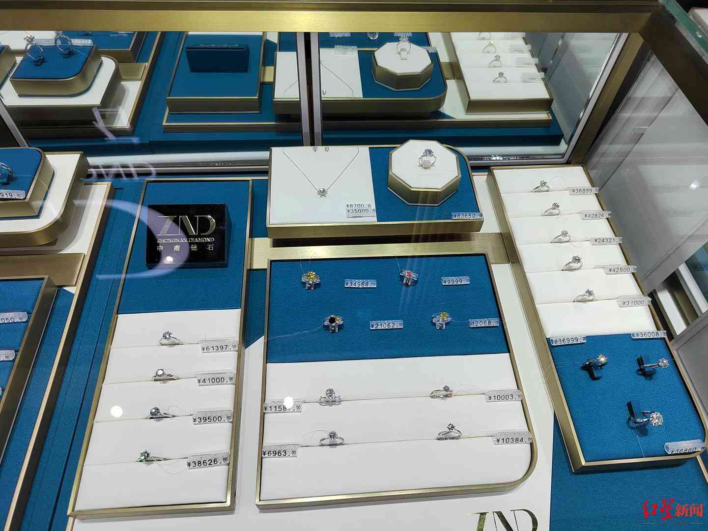 河南人造钻石多少钱一克拉(河南人造钻石10元一克拉)