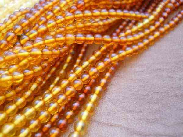 琥珀的功效与作用吃法(琥珀的功效与作用吃法禁忌)